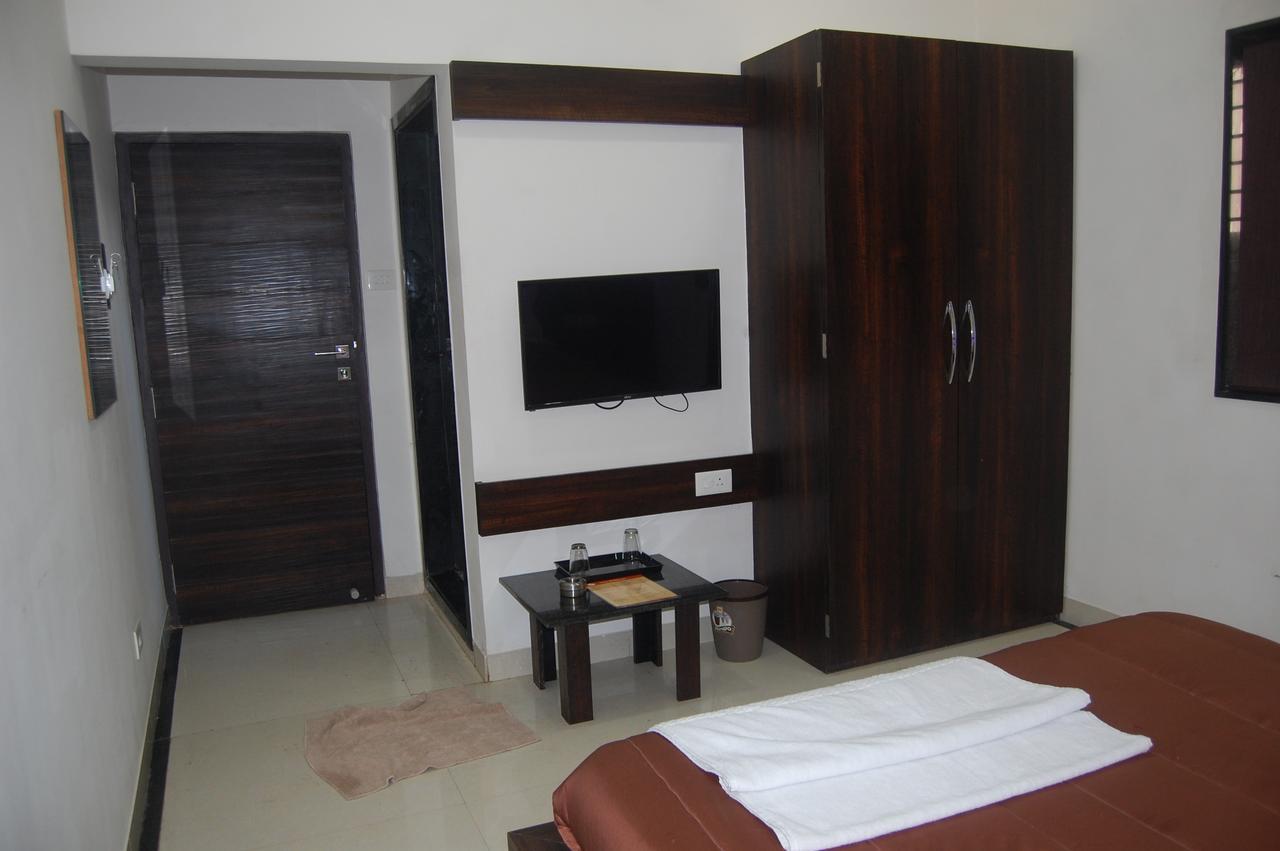 Oyo 8022 Hotel Sunil Inn Raipur  Exterior photo